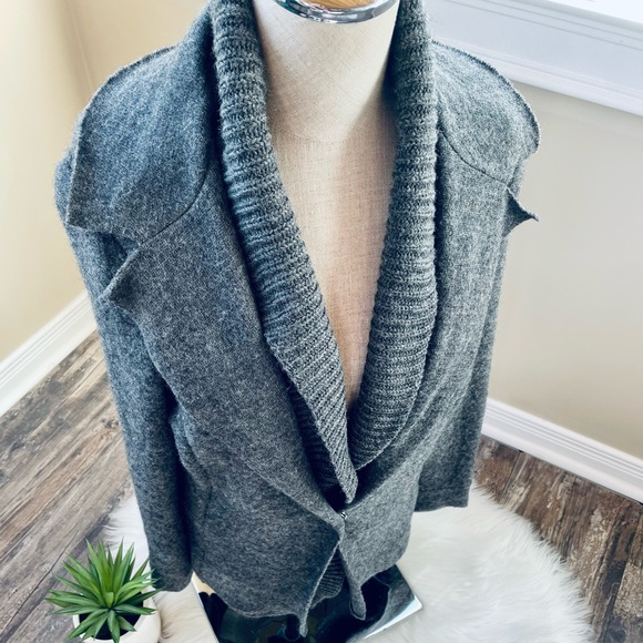 Katherine Barclays wool cardigan / blazer knit - Picture 5 of 11